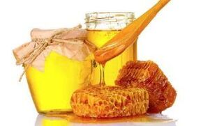 Honey upang palakasin ang potency ng lalaki